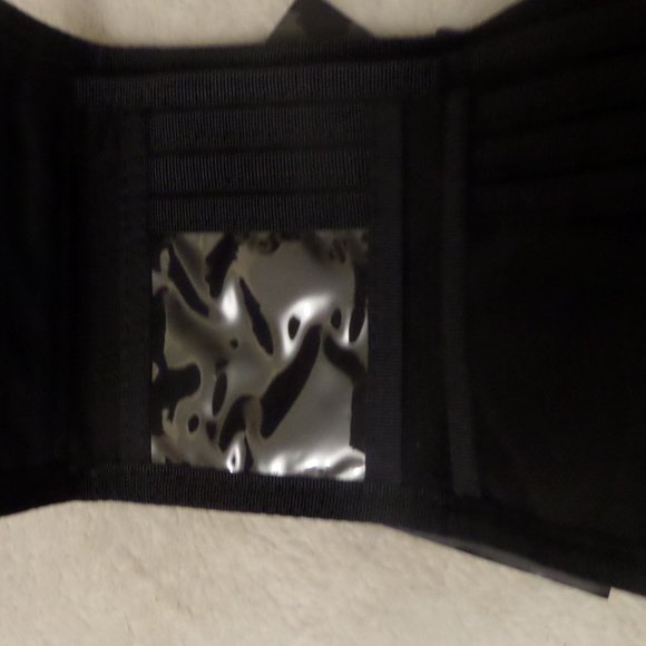 Men's Spanker Tri Fold Canvas Wallet - Picture 3 of 6